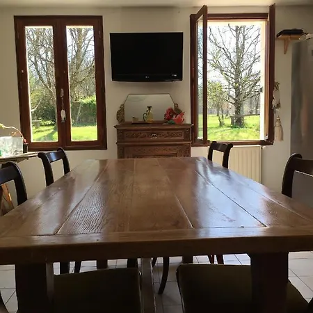 Casa vacanze Maison Périgord Piscine Et *